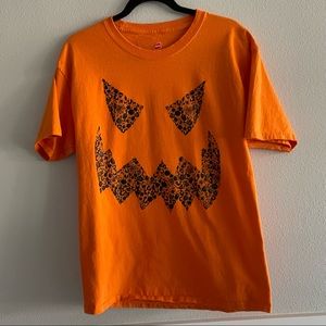 Disney Parks 2017 Jack-o-lantern Halloween Graphic Tee Shirt (Unisex L)